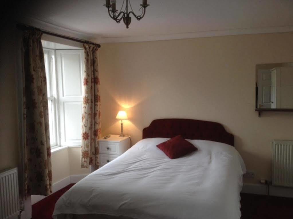 The Allan Ramsay Hotel Carlops Exterior photo